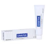 Linola Fett es una crema rica ideal para el tratamiento de la piel muy seca, agrietada o con picor asociada a la neurodermatitis.