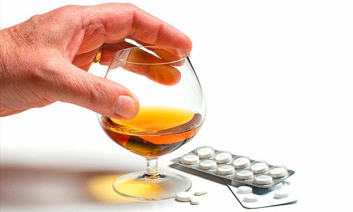 The Dangers of Combining Medications and Alcohol