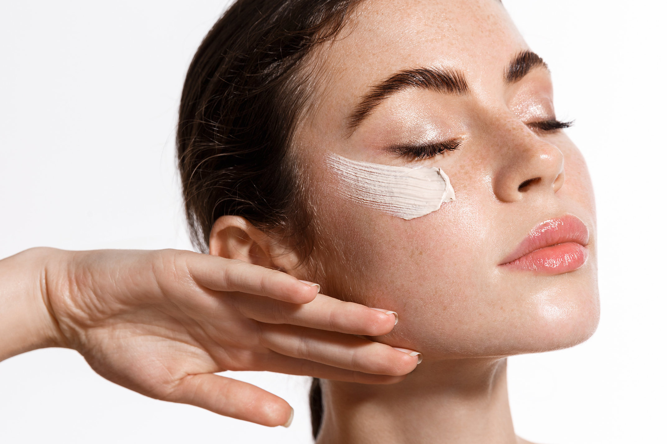 How to Choose Pharmacy Skincare for Problematic Skin?
